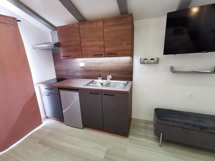 Apartamento New Nikolina 4 Star *
